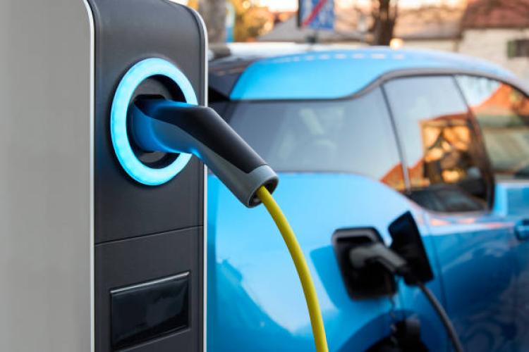Portable or Permanent EV Charger: Which Installation Fits Your Lifestyle?