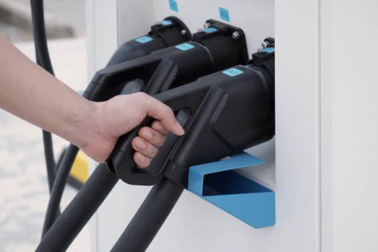 The Rise of Ultra-Fast EV Chargers