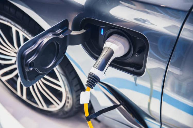 AC vs DC Chargers: Which One Is Better for Your EV?